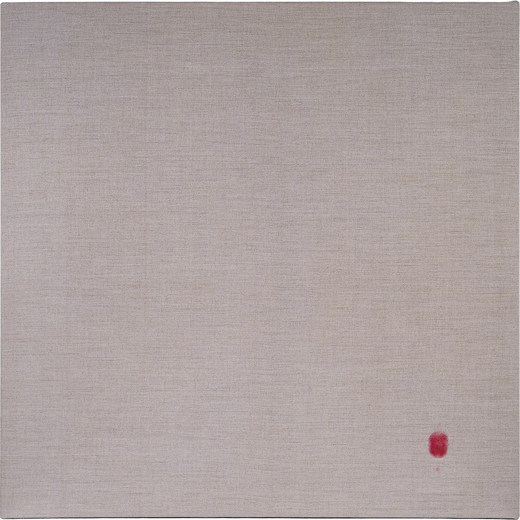 David Michael Clarke. Un mètre carré de toile brut avec 212 baisers volés [d’après Fabrice Hyber]. 2 C-type photographies sur dibond. Rouge-à-lèvres sur toile. Chaque élément 100 x 100 cm. 2001.