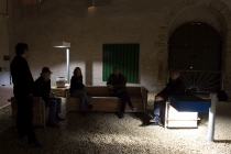 Anabelle Hulaut & David Michael Clarke. Outside-In. Exposition à la Chapelle du Genêteil. Château-Gontier. 2015.