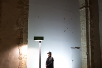 Anabelle Hulaut & David Michael Clarke. Outside-In. Exposition à la Chapelle du Genêteil. Château-Gontier. 2015.