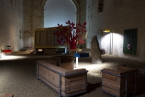 Holophane Judd. Recovered lamposts. Exposition Outside-In. La Chapelle du Genêteil, 2015. Photo : Marc Domage.