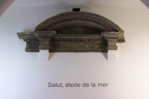 Proposition de Paul de Solan Bethmale dans l’exposition Hotel Dynamite. La Chapelle Saint Jacques. Saint Gaudens. 2018. © David Michael Clarke ADAGP.