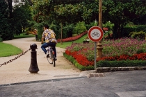 4 C-type photographs. 50 x 75 cm each. Fontenay-le-Comte, France. 2000.