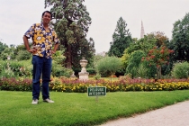 4 C-type photographs. 50 x 75 cm each. Fontenay-le-Comte, France. 2000.