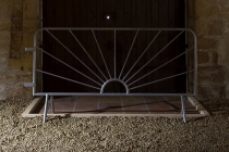 David Michael Clarke. Vauban Sunset. Dans l'exposition «Outside-In» à la Chapelle du Genêteil. 2015.